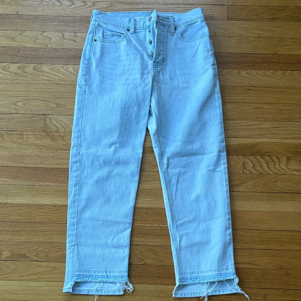 Old Navy Women's Light Blue Ankle Jeans